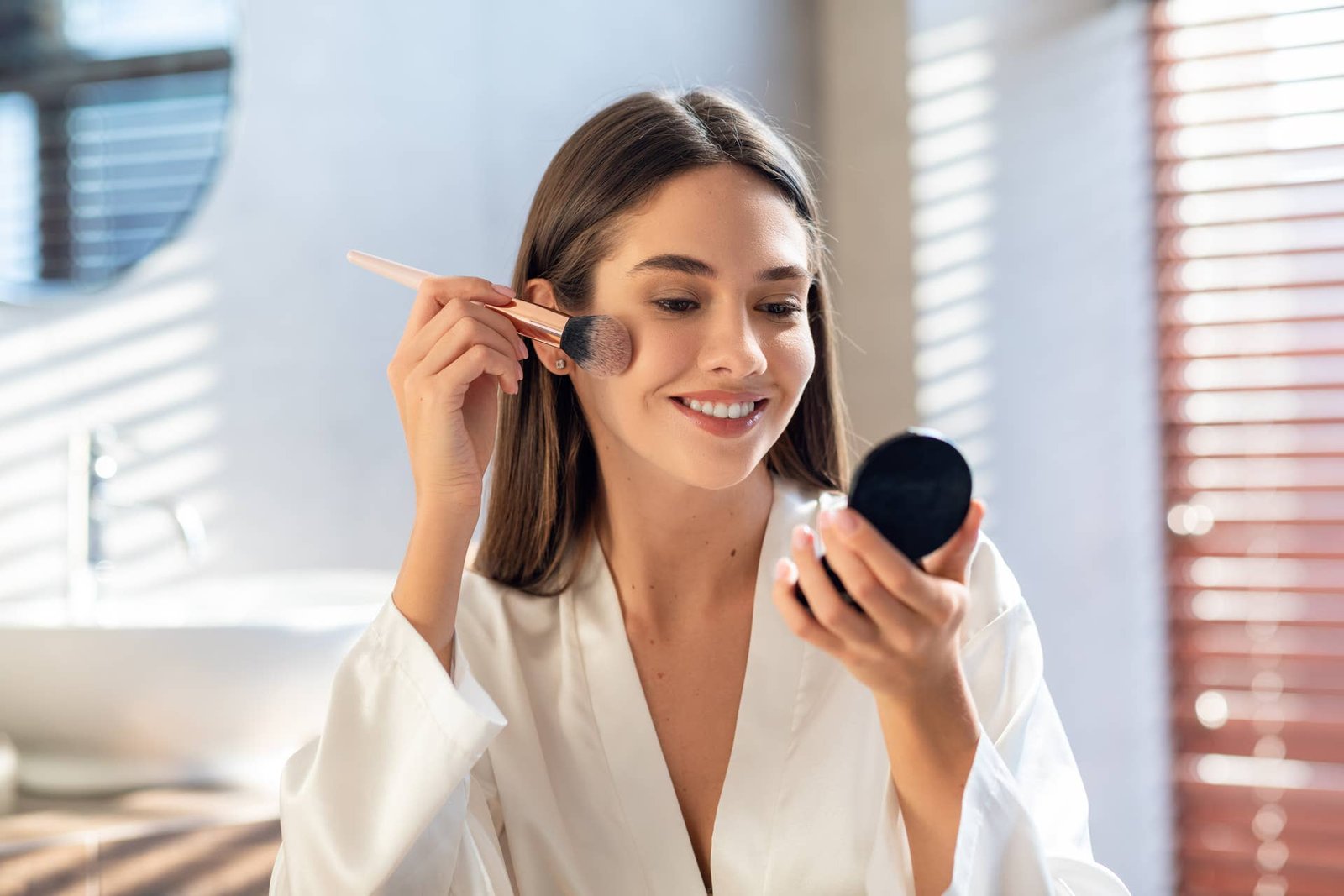 everyday office makeup look